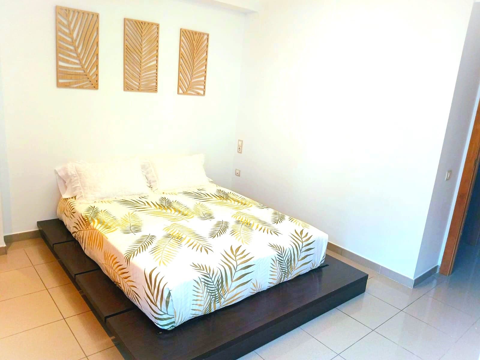 BEACH VALENCIA LUXURY D15-9 Apartment with terrace and sea views with two rooms — dormitorio